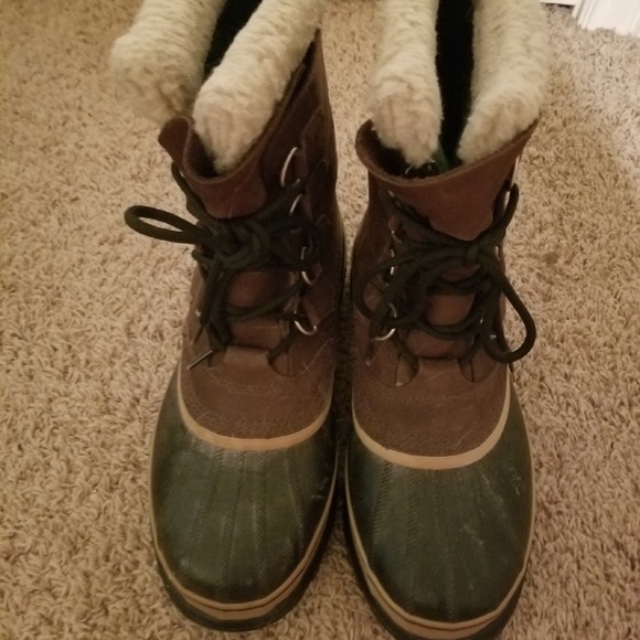 Brown Sorel Caribou boots